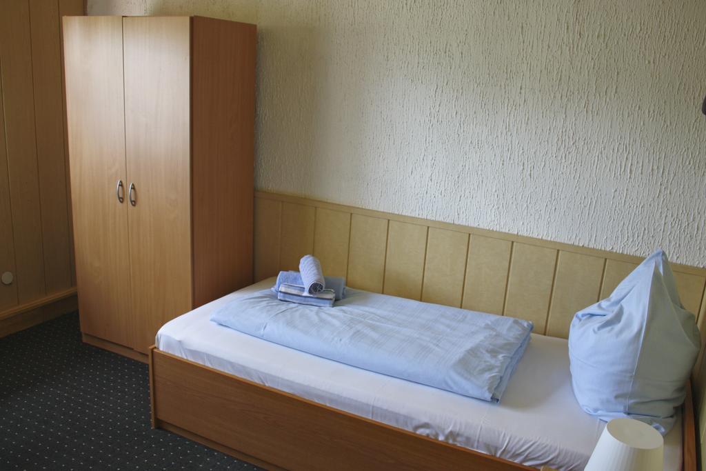 Gaestehaus Am Heuss-Platz Erlangen Rom bilde